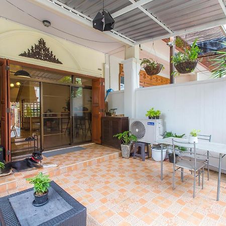 Hotel The Little Siri Chiang Mai Exterior foto