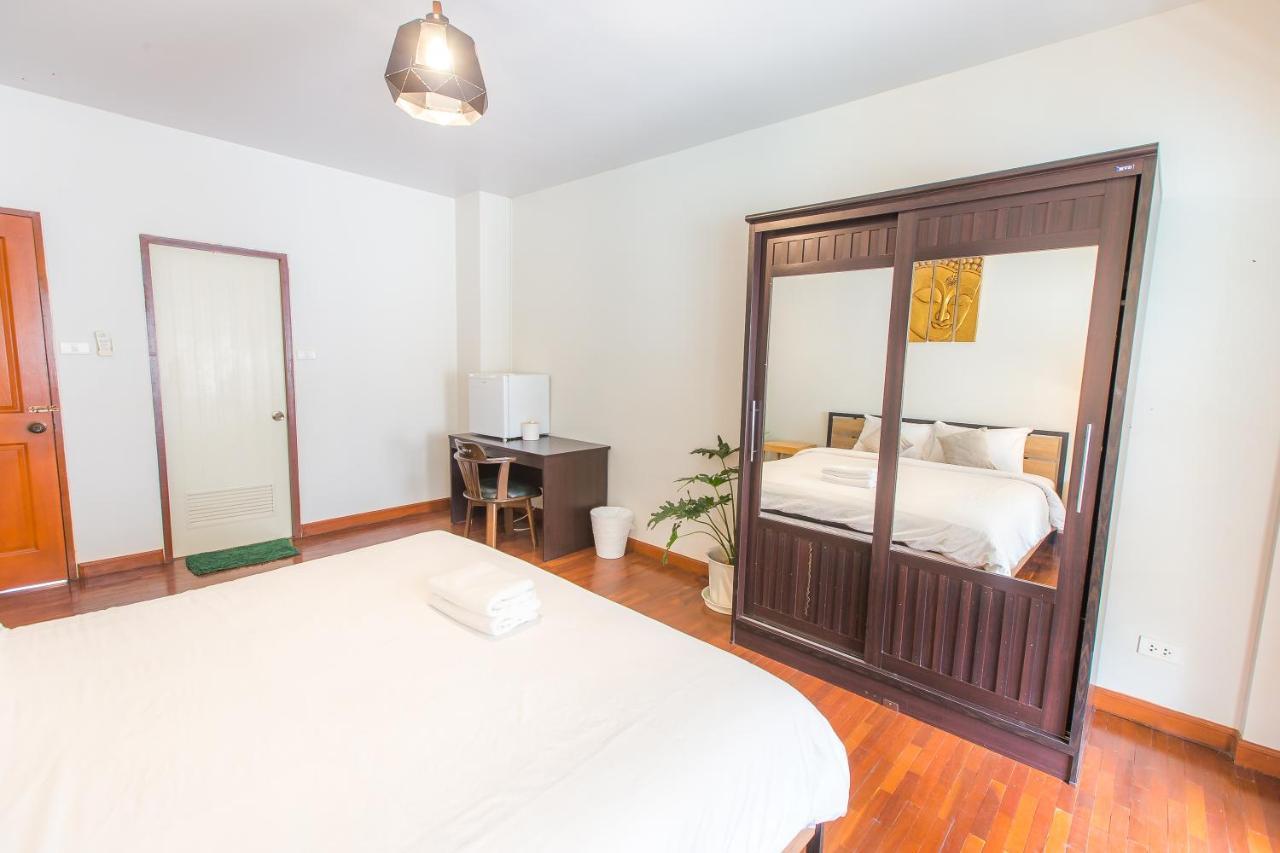 Hotel The Little Siri Chiang Mai Exterior foto