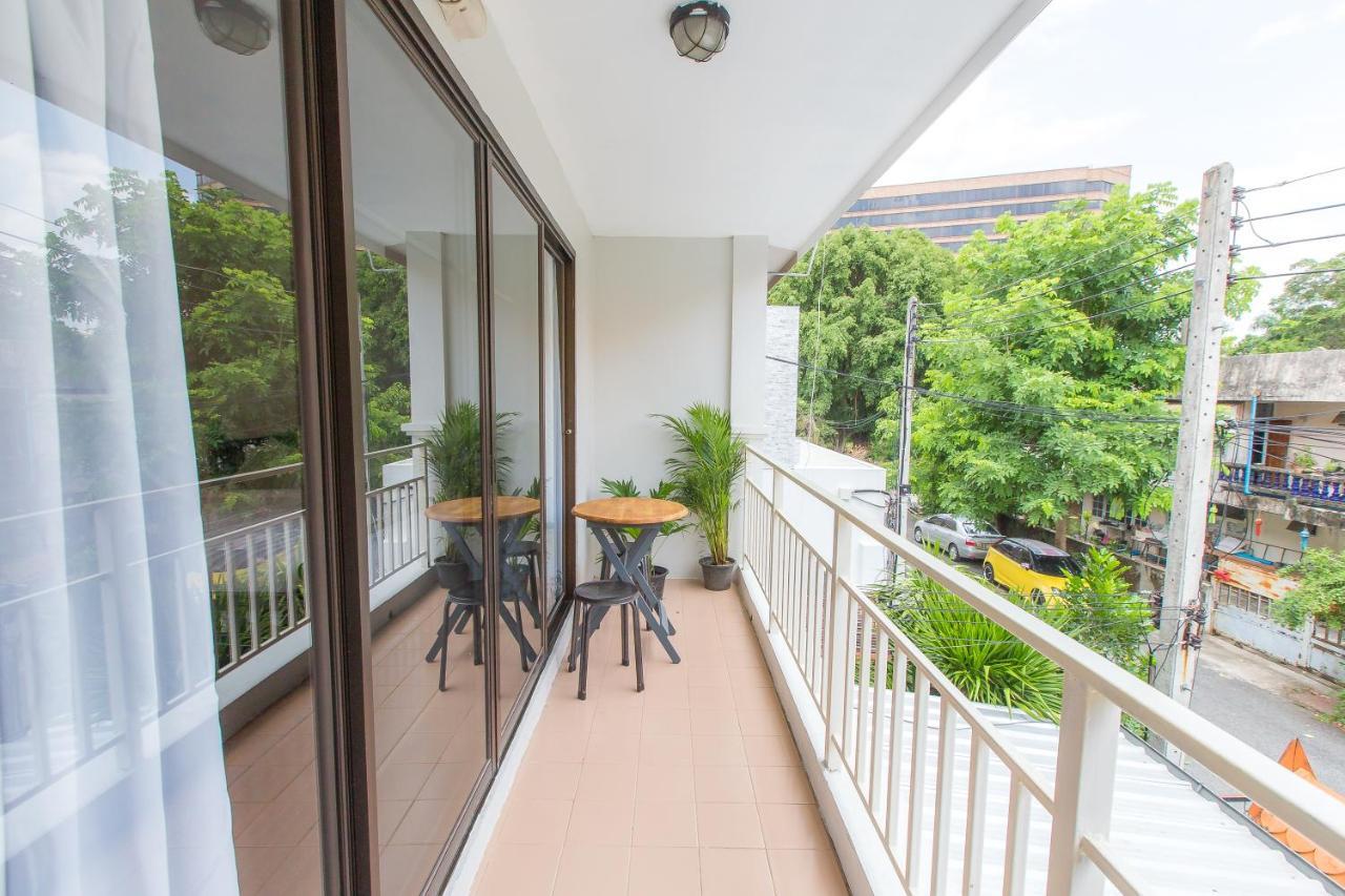 Hotel The Little Siri Chiang Mai Exterior foto