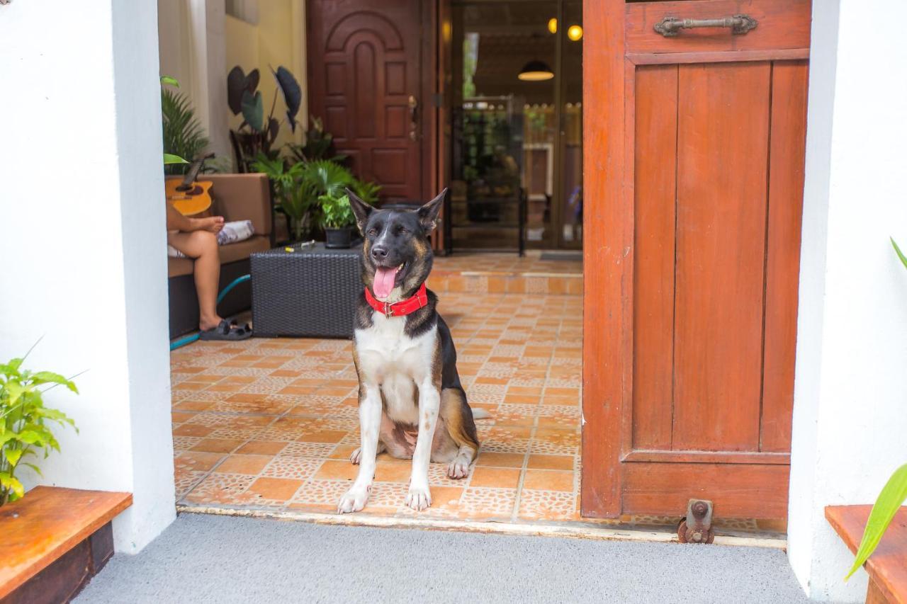 Hotel The Little Siri Chiang Mai Exterior foto